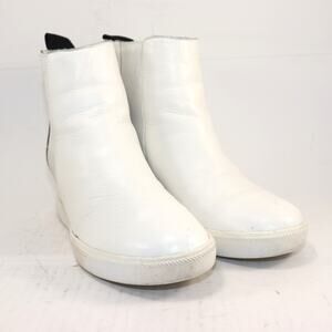 DKNY White Leather High Top Wedge Sneakers Logo Pull Tabs Women’s 8.5